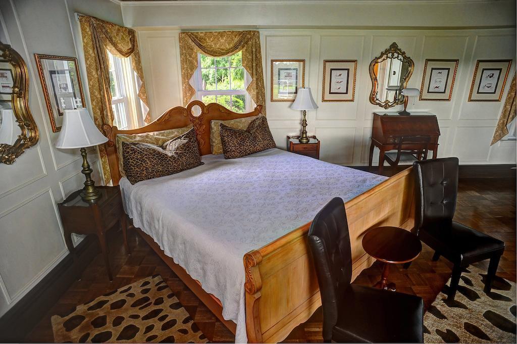 Historic Jacob Hill Inn Сиконк Экстерьер фото